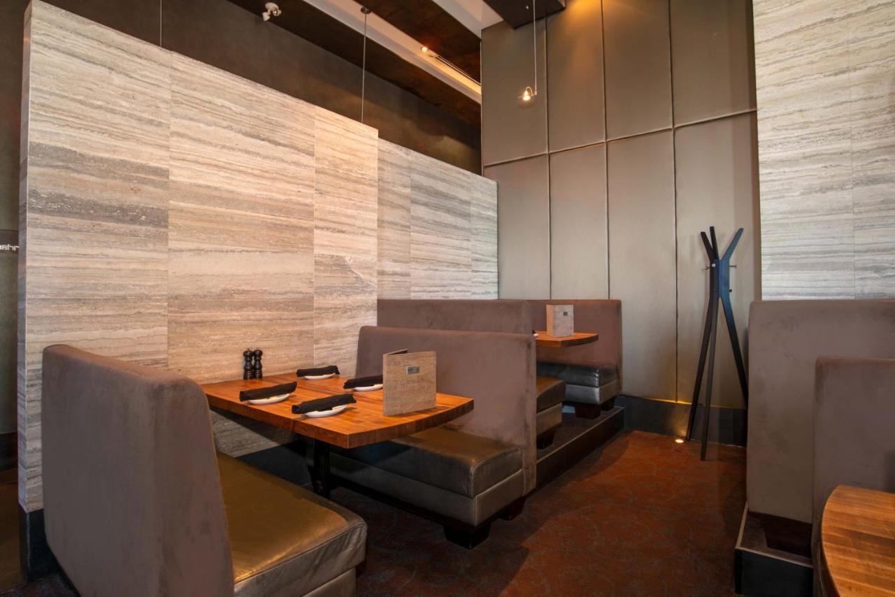Sandman Hotel & Suites Winnipeg Airport Esterno foto