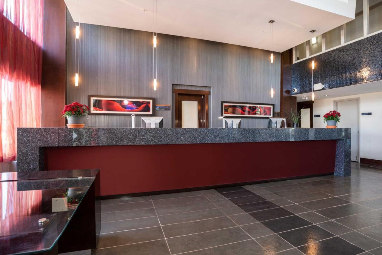 Sandman Hotel & Suites Winnipeg Airport Esterno foto