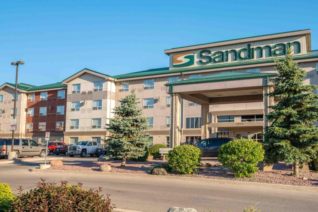 Sandman Hotel & Suites Winnipeg Airport Esterno foto