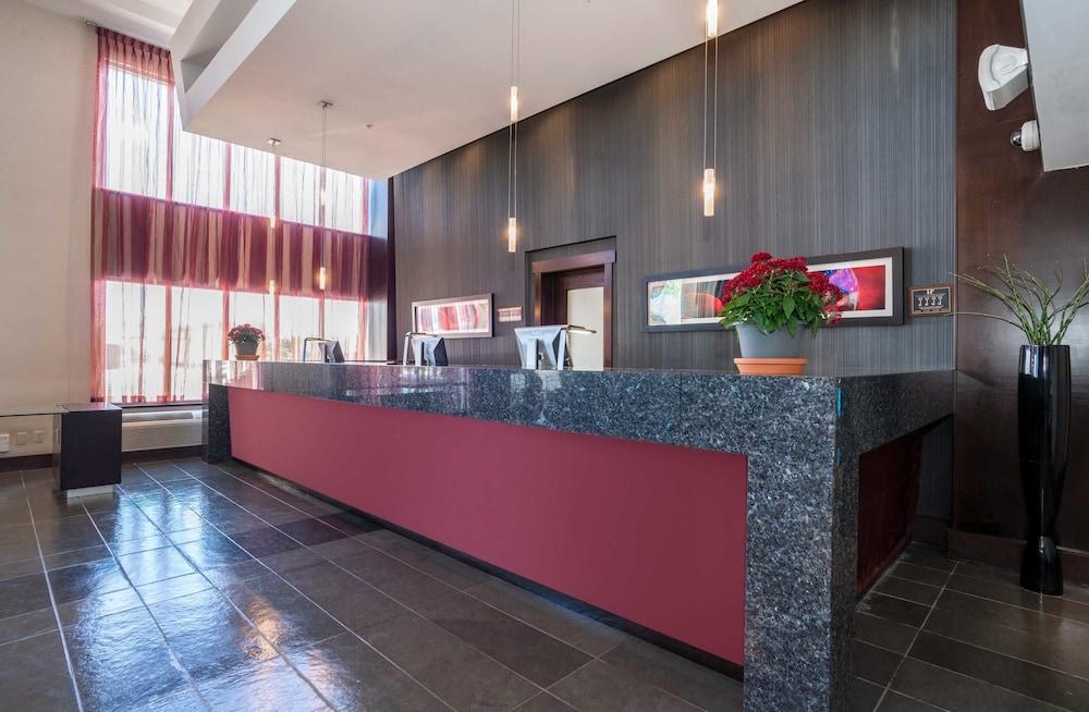 Sandman Hotel & Suites Winnipeg Airport Esterno foto