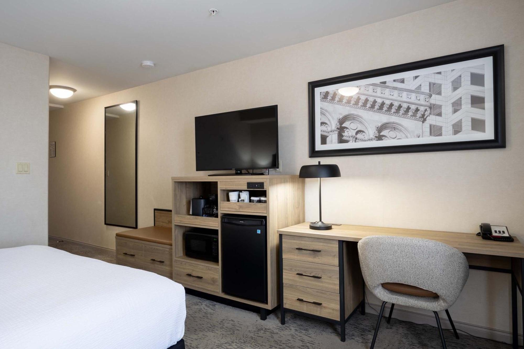 Sandman Hotel & Suites Winnipeg Airport Esterno foto