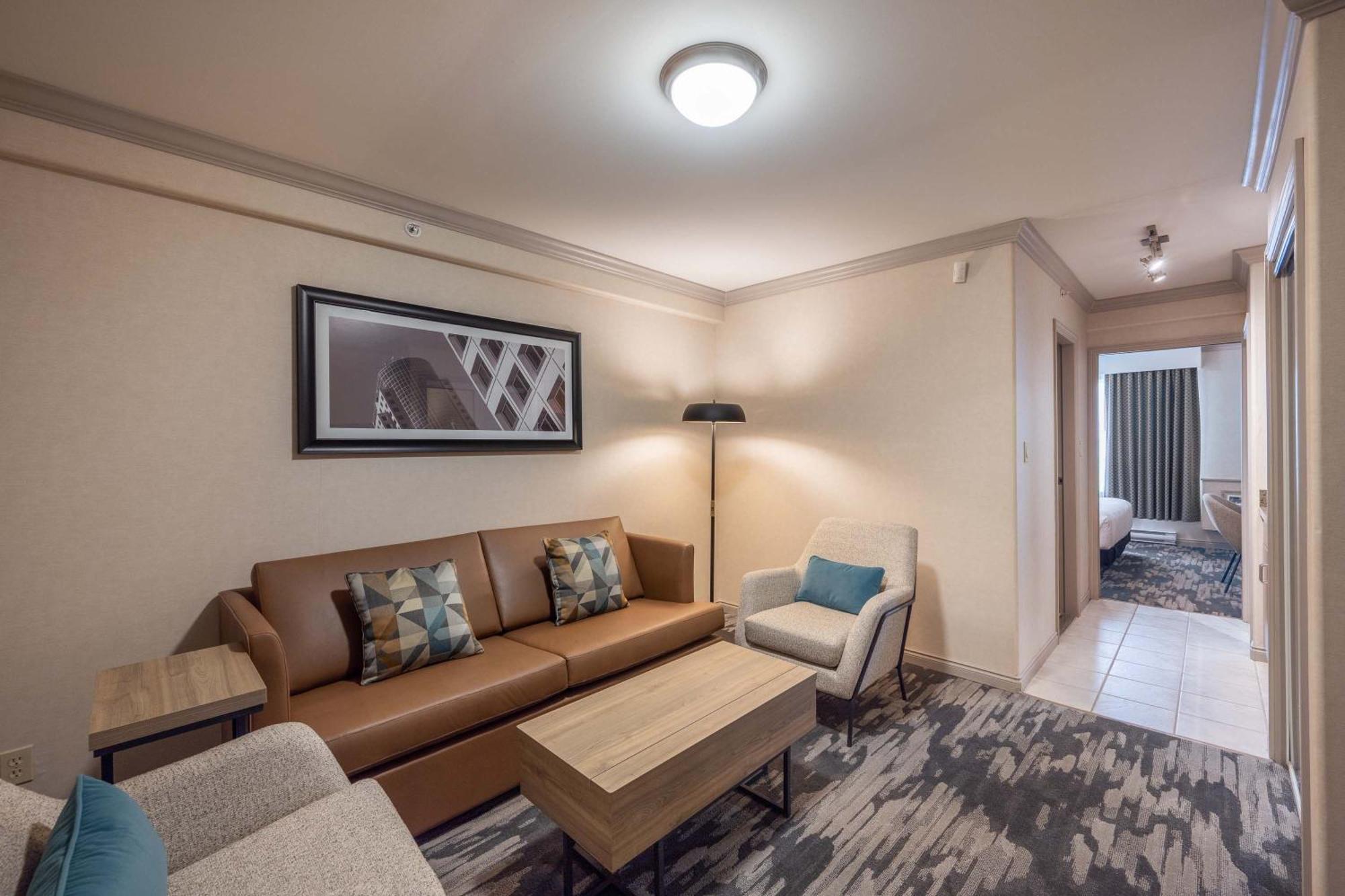 Sandman Hotel & Suites Winnipeg Airport Esterno foto