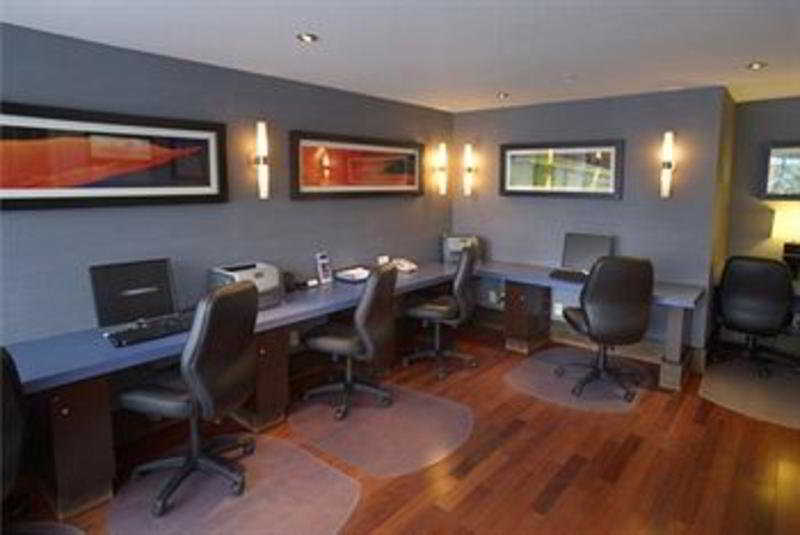 Sandman Hotel & Suites Winnipeg Airport Esterno foto